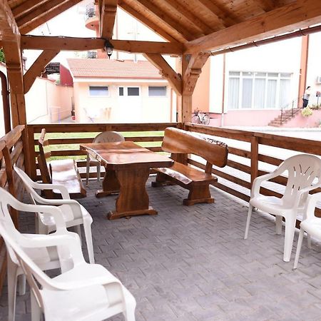 Vila Elysee Baile Felix Exterior photo