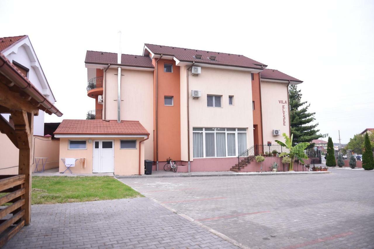Vila Elysee Baile Felix Exterior photo
